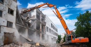 Промышленный демонтаж зданий Сергиев Посад, цена от 2953 руб.